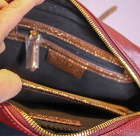 G.I.L.I. Burgundy Red Leather Crossbody Purse Gold Metallic Trim - Picture 6 of 6